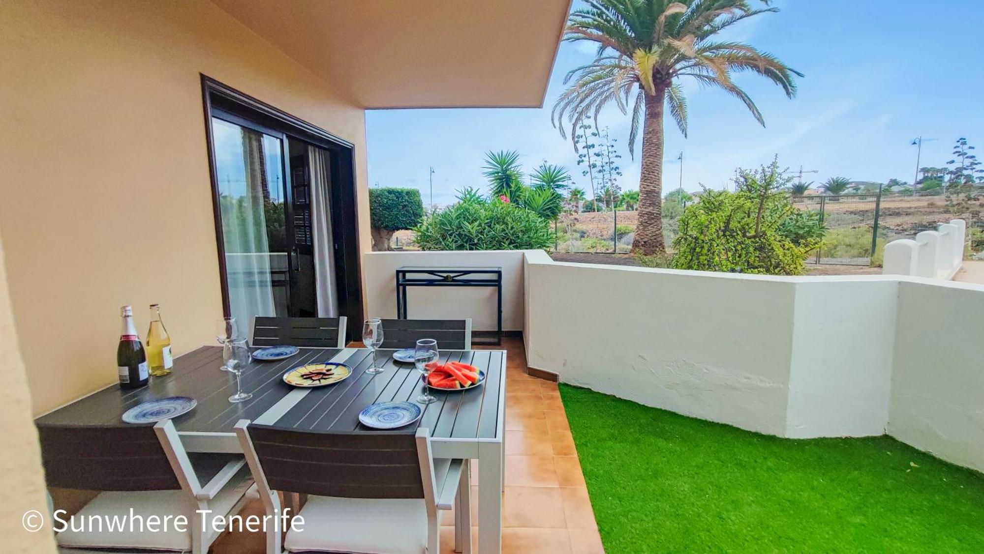 Spacious Apartment With Private Garden In Tenerife South San Miguel de Abona Esterno foto